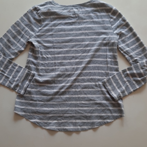 Gap Disney extra large Minnie Mouse long sleeve - Picture 2 of 9